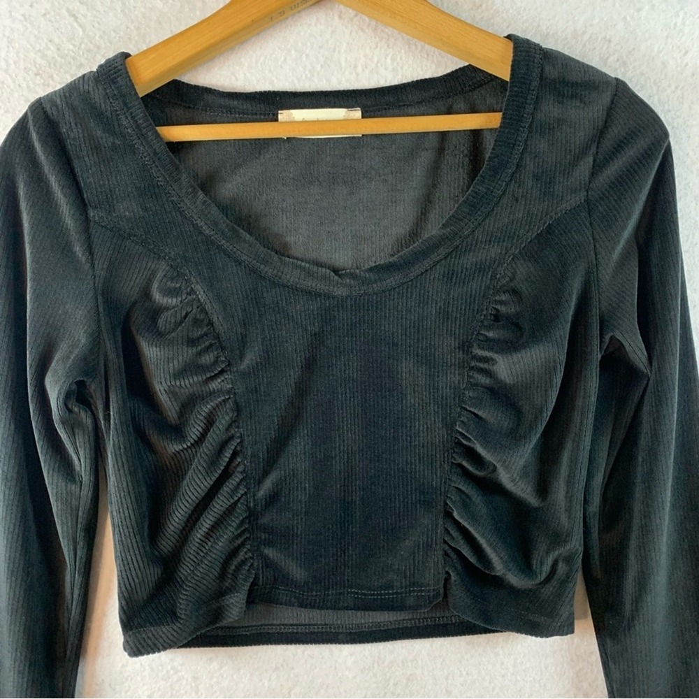 Whimsigoth Womens Long Sleeve Velvet Crop Top Sz XS Romantic Boho Fairy Grunge